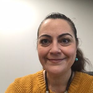 Meet your Posher, Angela